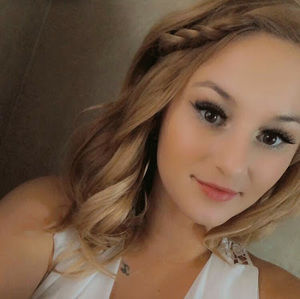 Meet your Posher, Tosha